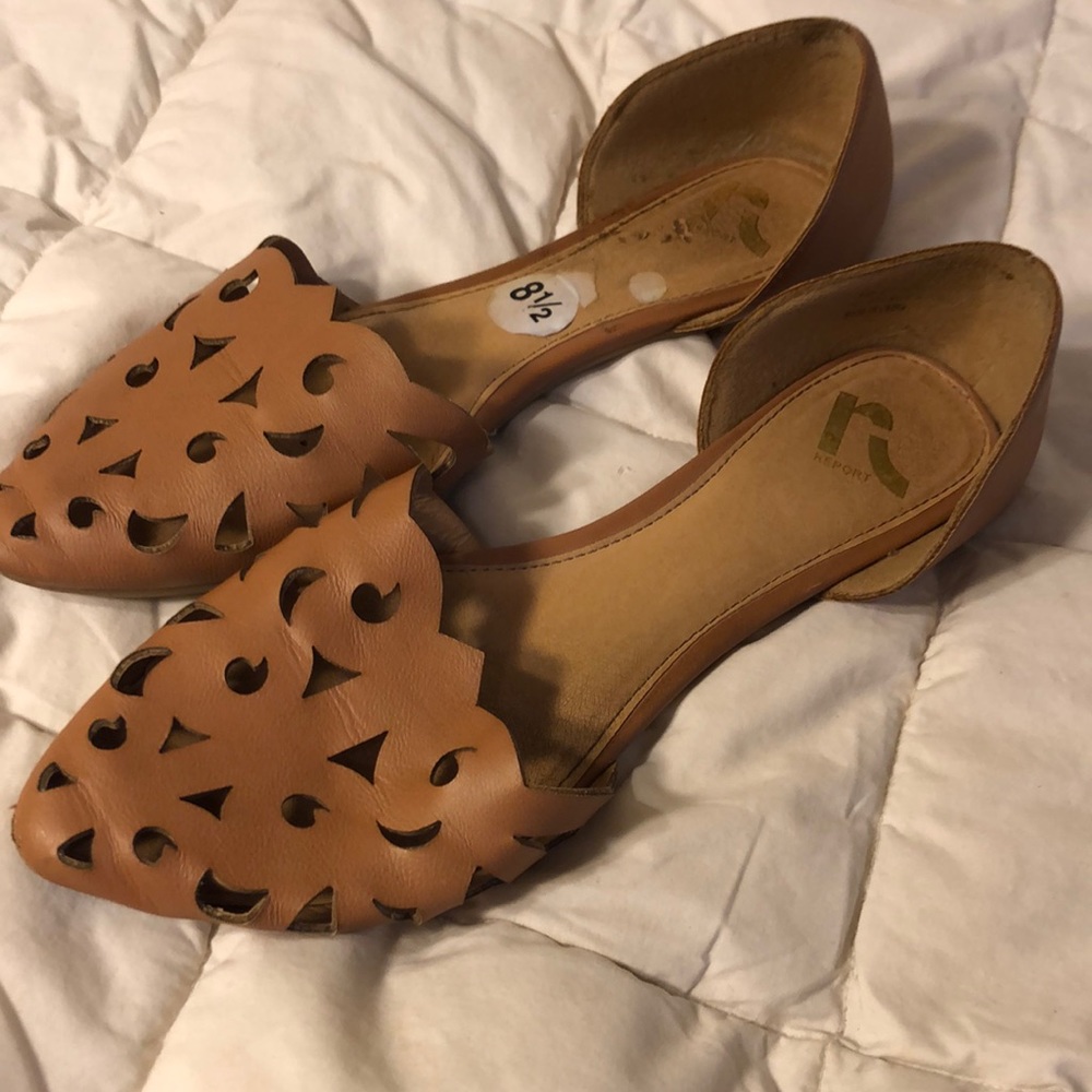 Report Tan Flats Size 8.5
